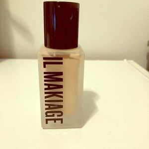 IL Makiage Woke Up Like This Foundation 10